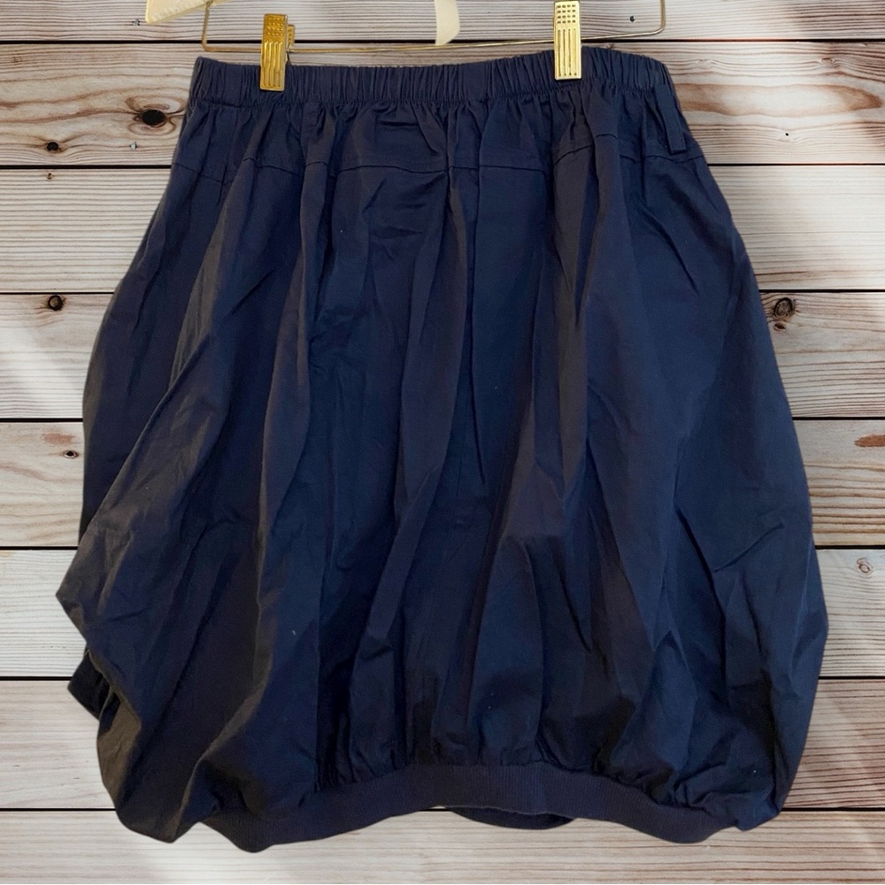 Brand new without tag Navy Blue Bubble Skirt